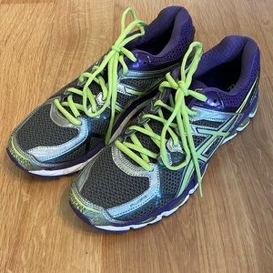 ASICS womens gel kayano 21 size 9